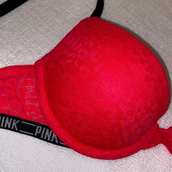 Victoria’s Secret PINK Push Up Bra - Picture 3 of 4